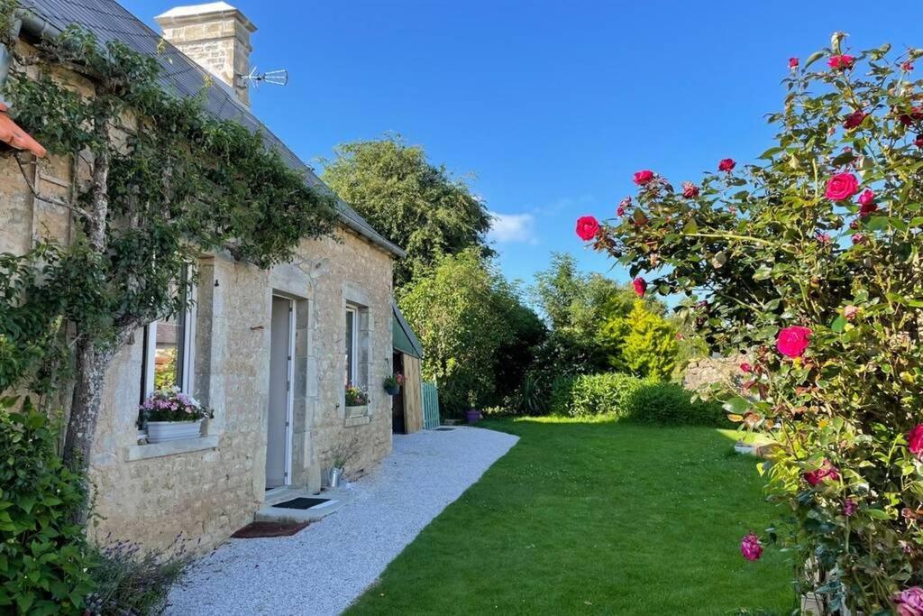 Gite En Cotentin Villa Etienville Exterior photo